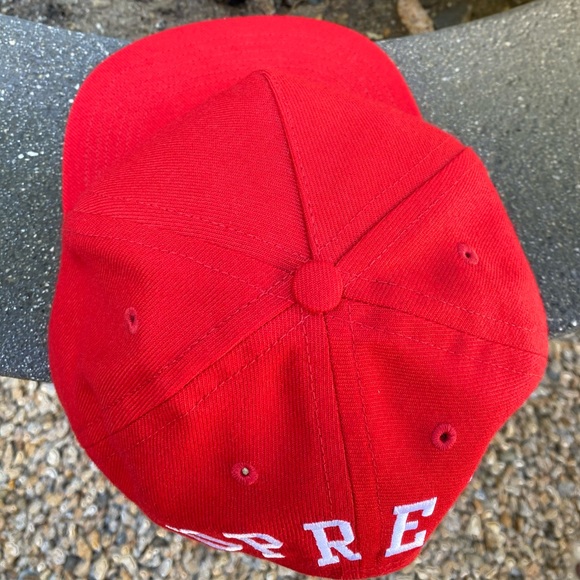 Supreme x Champion Red SnapBack - Picture 6 of 7